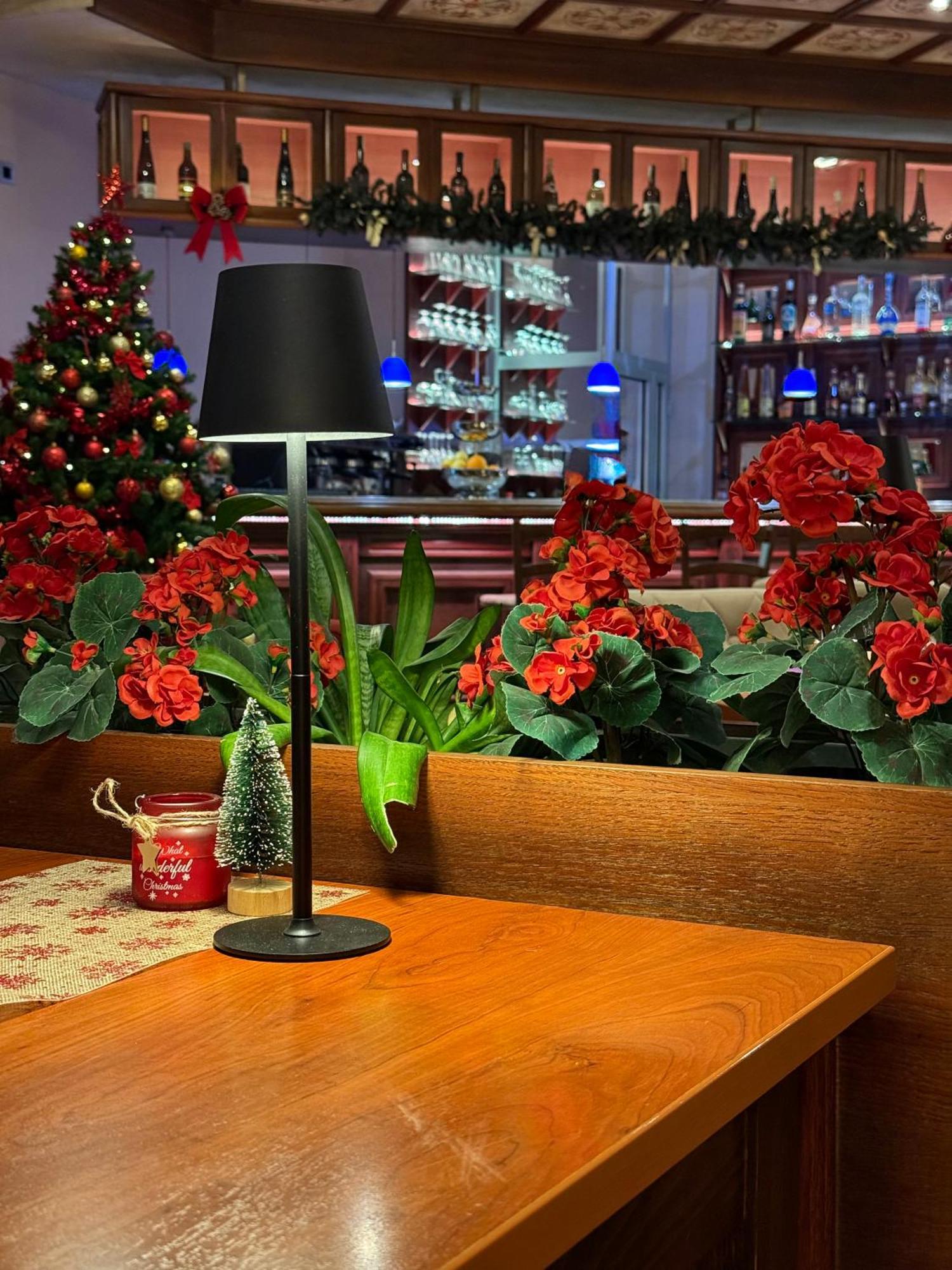 Motel M Vlasenica ภายนอก รูปภาพ